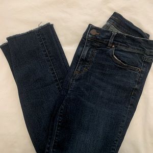 Ann Taylor Petite Cropped Ankle Jeans